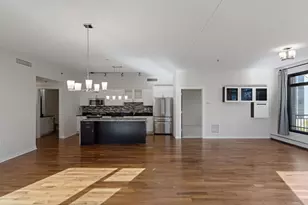 1120 S 2nd St, Minneapolis, MN 55415 - Photo 3