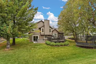 4696 Fairway Hills Dr, Eagan, MN 55123 - Photo 5