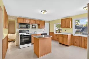1046 Felix St, West Saint Paul, MN 55118 - Photo 21