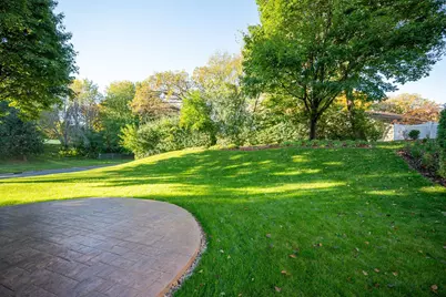 915 Park Knoll Drive, Eagan, MN 55123 - Photo 5