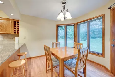 915 Park Knoll Drive, Eagan, MN 55123 - Photo 13