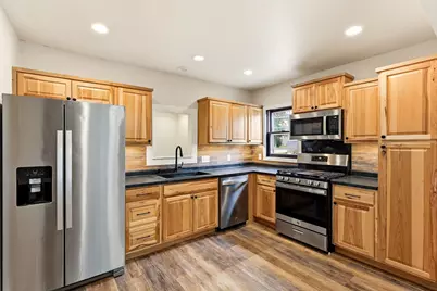 200 Excelsior Avenue N, Annandale, MN 55302 - Photo 11