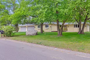 1332 2nd Ave SE, Cambridge, MN 55008 - Photo 5