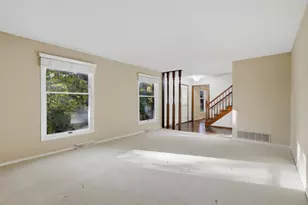 360 Quail Rd, Dellwood, MN 55110 - Photo 9
