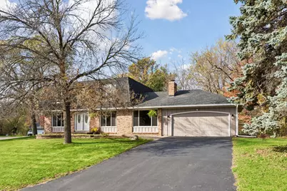 2755 Shadyview Lane N, Plymouth, MN 55447 - Photo 3