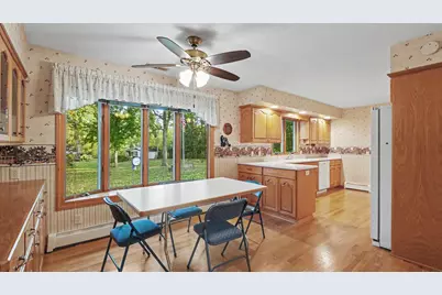 3081 Laverne Court N, Lake Elmo, MN 55042 - Photo 5