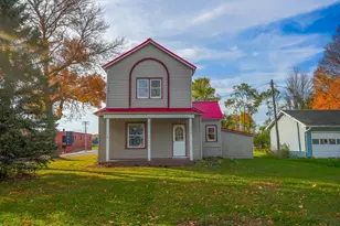 616 E Butternut Ave, Luck, WI 54853 - Photo 1