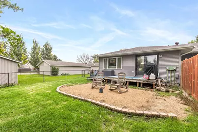 1326 35th Avenue S, Moorhead, MN 56560 - Photo 3