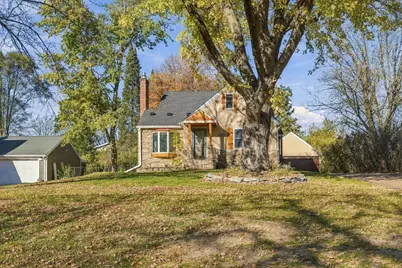 515 Roselawn Avenue E, Maplewood, MN 55117 - Photo 3