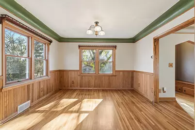 515 Roselawn Avenue E, Maplewood, MN 55117 - Photo 15