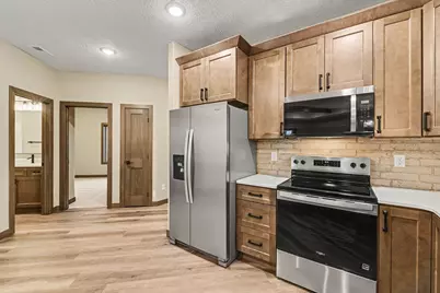 1511 Buffalo Ridge Drive, Luverne, MN 56156 - Photo 7