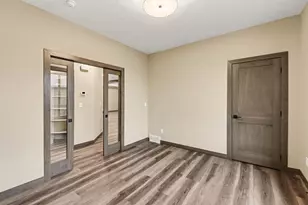 1511 Buffalo Ridge Dr, Luverne, MN 56156 - Photo 11