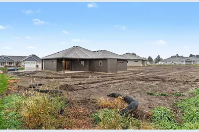 1511 Buffalo Ridge Drive, Luverne, MN 56156 - Photo 23