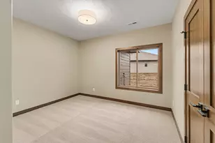 1511 Buffalo Ridge Dr, Luverne, MN 56156 - Photo 17