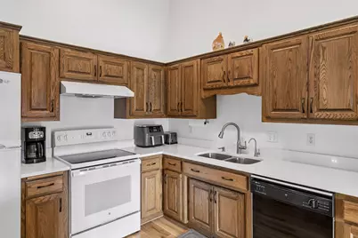 12805 Morgan Avenue S, Burnsville, MN 55337 - Photo 11