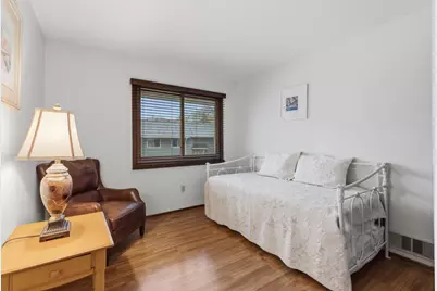 7112 Pontiac Circle, Chanhassen, MN 55317 - Photo 15