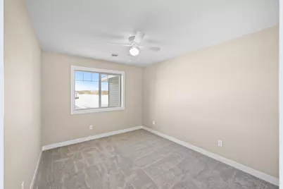 38558 Hawthorne Avenue, North Branch, MN 55056 - Photo 13
