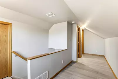 7697 Stillwater Way N, Oakdale, MN 55128 - Photo 21