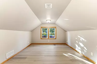 7697 Stillwater Way N, Oakdale, MN 55128 - Photo 25
