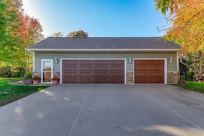 7697 Stillwater Way N, Oakdale, MN 55128 - Photo 3