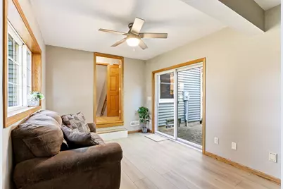 7697 Stillwater Way N, Oakdale, MN 55128 - Photo 5
