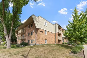 7412 W 22nd St, Saint Louis Park, MN 55426 - Photo 3