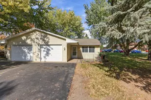 706 Ridge Dr SE, Saint Michael, MN 55376 - Photo 1