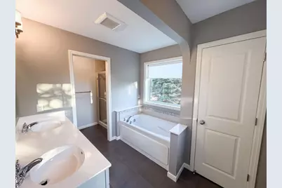 16891 E Lake Drive, Lakeville, MN 55044 - Photo 23