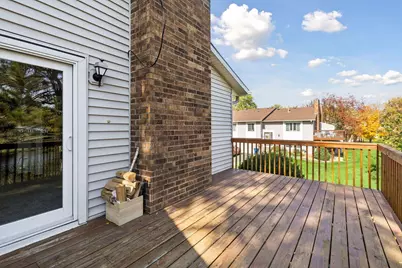 10348 Yorktown Lane N, Maple Grove, MN 55369 - Photo 5