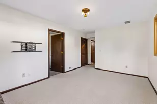 10348 Yorktown Ln N, Maple Grove, MN 55369 - Photo 37