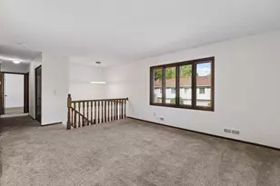 10348 Yorktown Ln N, Maple Grove, MN 55369 - Photo 17