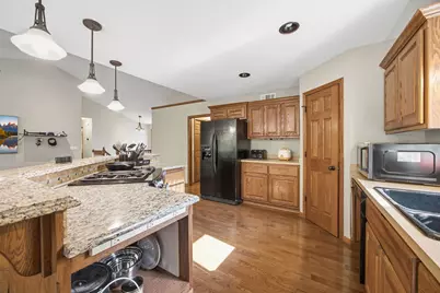 22048 Elston Avenue, Forest Lake, MN 55025 - Photo 11