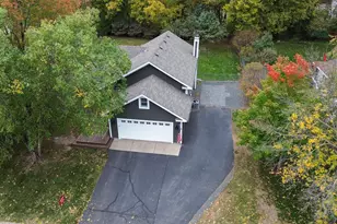 911 Grandview Dr, Hudson, WI 54016 - Photo 21