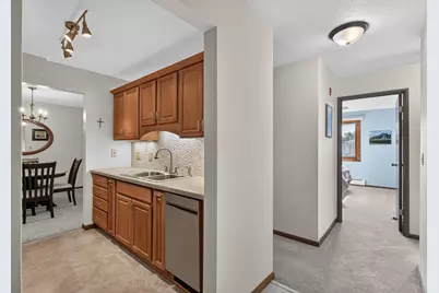 2690 Oxford Street N #219, Roseville, MN 55113 - Photo 5