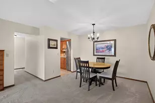 2690 Oxford St N, Roseville, MN 55113 - Photo 11