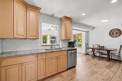 6911 Faricy Lane, Prior Lake, MN 55372 - Photo 9
