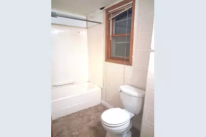 704 W Lincoln Avenue, Fergus Falls, MN 56537 - Photo 17