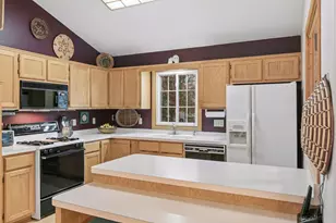 3803 Minnesota Ln N, Plymouth, MN 55446 - Photo 13