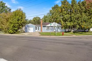 5340 Byron Ave N, Crystal, MN 55429 - Photo 1