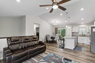 1115 Mulberry Avenue NE, Montgomery, MN 56069 - Photo 11