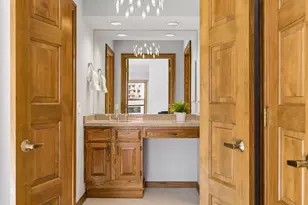 1201 Yale Pl, Minneapolis, MN 55403 - Photo 25