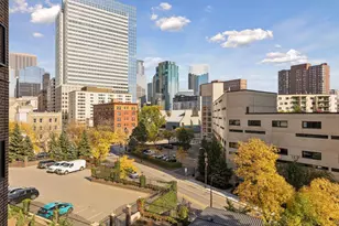 1201 Yale Pl, Minneapolis, MN 55403 - Photo 23