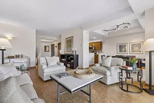 1201 Yale Pl, Minneapolis, MN 55403 - Photo 3