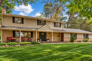 1445 Ranier Ln N, Plymouth, MN 55447 - Photo 3