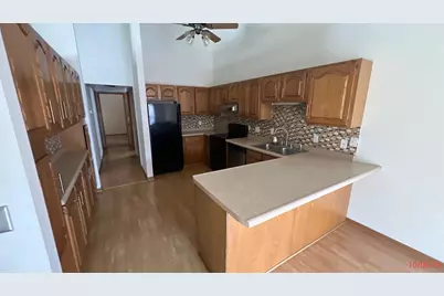 10925 53rd Avenue N, Plymouth, MN 55442 - Photo 3