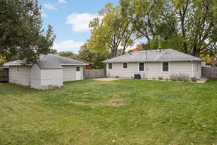 8531 Aldrich Ave S, Bloomington, MN 55420 - Photo 23