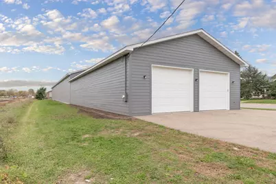 117 Railroad Street W, Norwood Young America, MN 55368 - Photo 3