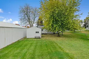 820 2nd Ave SW, Plainview, MN 55964 - Photo 19