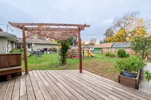 4249 Oliver Ave N, Minneapolis, MN 55412 - Photo 29
