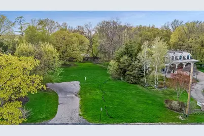 2308 Huntington Point Road E, Wayzata, MN 55391 - Photo 9